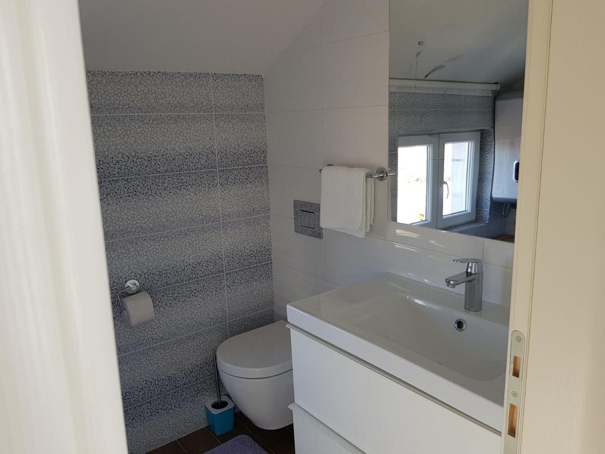 Apartments Lolita Bol Extérieur photo