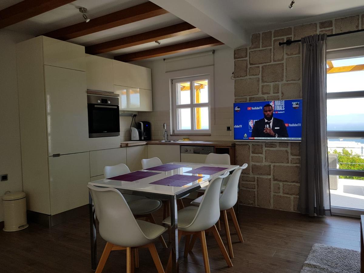 Apartments Lolita Bol Extérieur photo